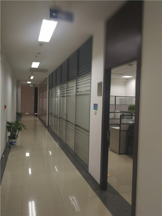 辦公室單玻璃隔斷